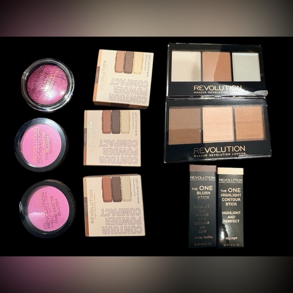 4-5 Piece Make Up/Skincare Bundle! - Picture 12 of 14